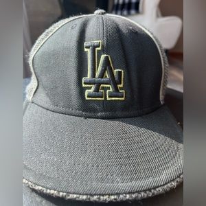 New Era Los Angeles 59FIFTY Embroidered Fitted Cap Size: 7 3/8